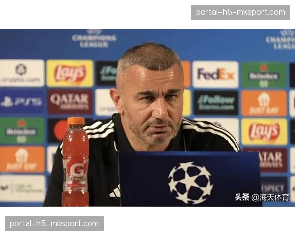 即时：半场战罢，法兰克福1-0领先沃尔夫斯堡，格策助攻穆阿尼破门