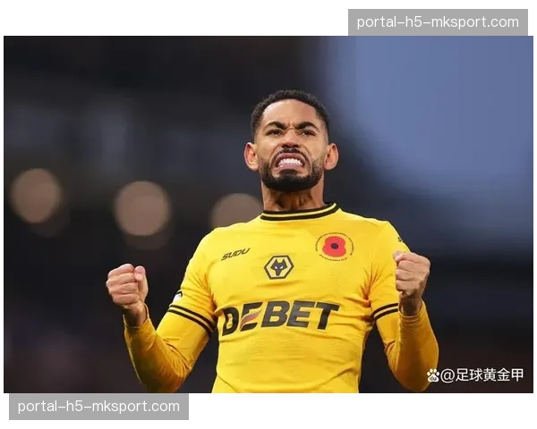 转会传闻：某英超豪门被曝与巴黎中场核心维蒂尼亚经纪人接触