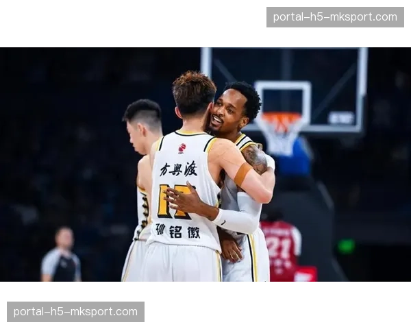 广厦针对浙江外援依赖采用锁死持球核心策略，本土球员47投仅12中